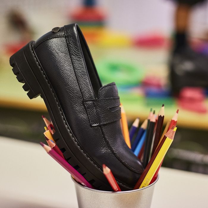 ZAPATOS COLEGIAL GIOSEPPO EN PIEL NEGRO NAMASTIR 60270-P-NEGRO