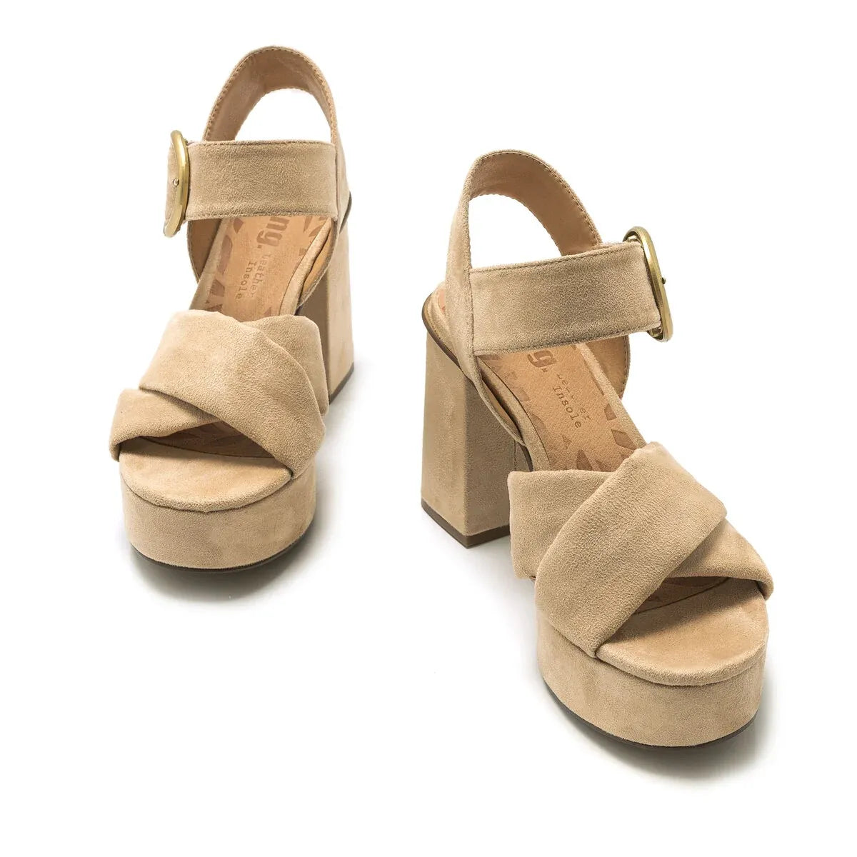Sandalia de tacón y plataforma Sindy Mustang para mujer 53402