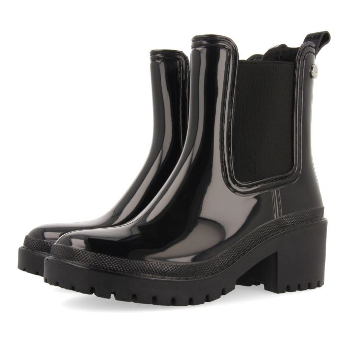 BOTAS DE AGUA ESTILO BOTÍN CHELSEA NEGRAS PARA MUJER TRYSIL
