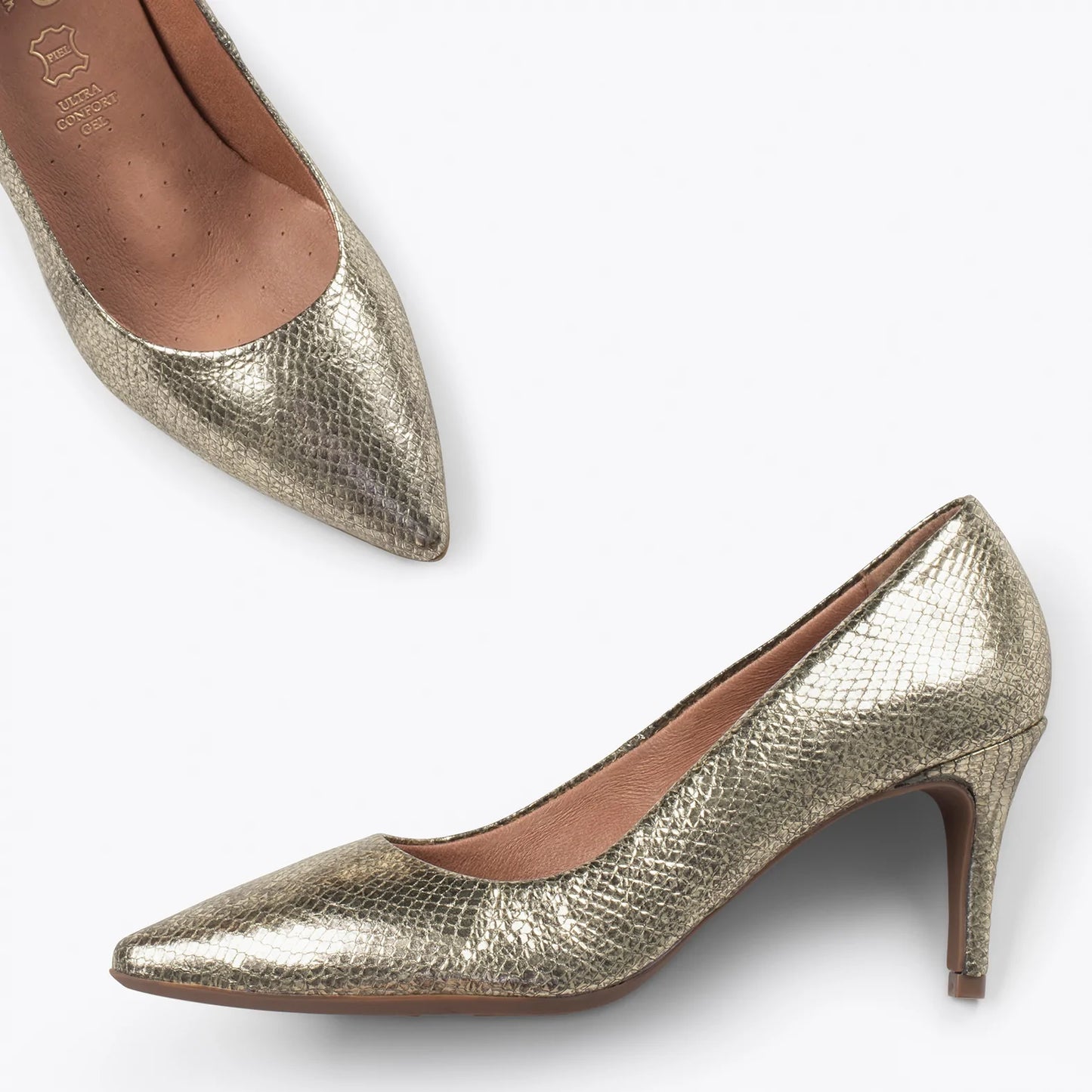 STILETTO SAUVAGE - Zapatos de tacón de aguja con textura de serpiente metalizado ORO