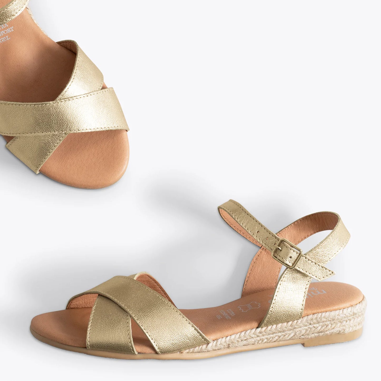CÍES Sandalias de esparto de tiras cruzadas DORADO
