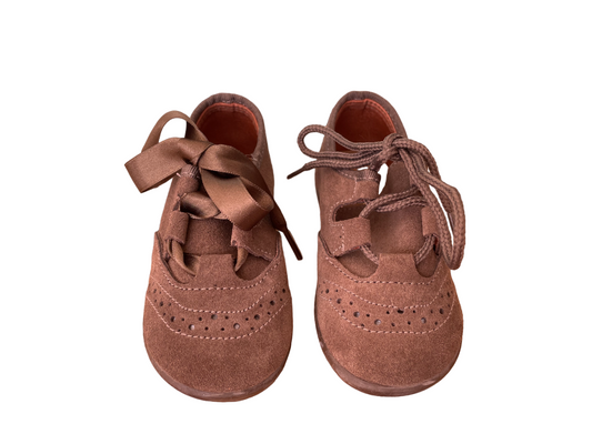 ZAPATO INGLÉS SERRAJE TAUPE DE CHUCHES 100/S06